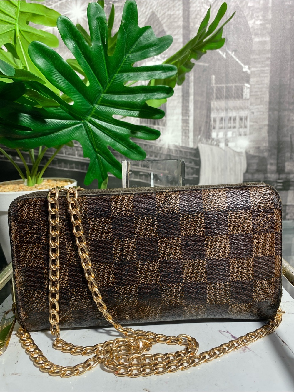 Authentic Rare Louis Vuitton Vintage Damier Zippy Wallet